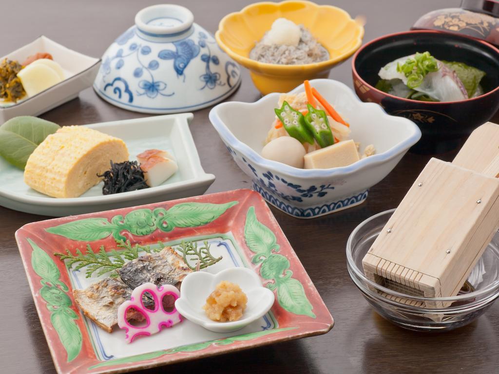 Отель Wakayama Kada Onsen Kada Kaigetsu Номер фото