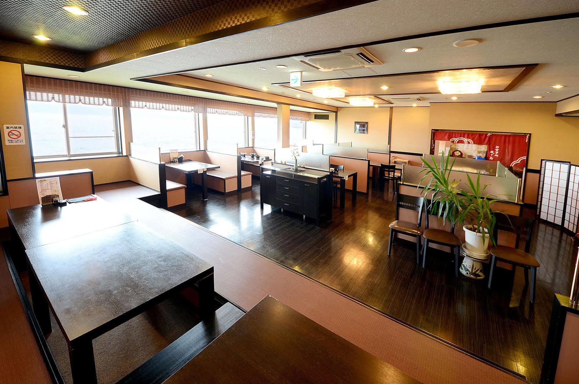 Отель Wakayama Kada Onsen Kada Kaigetsu Экстерьер фото