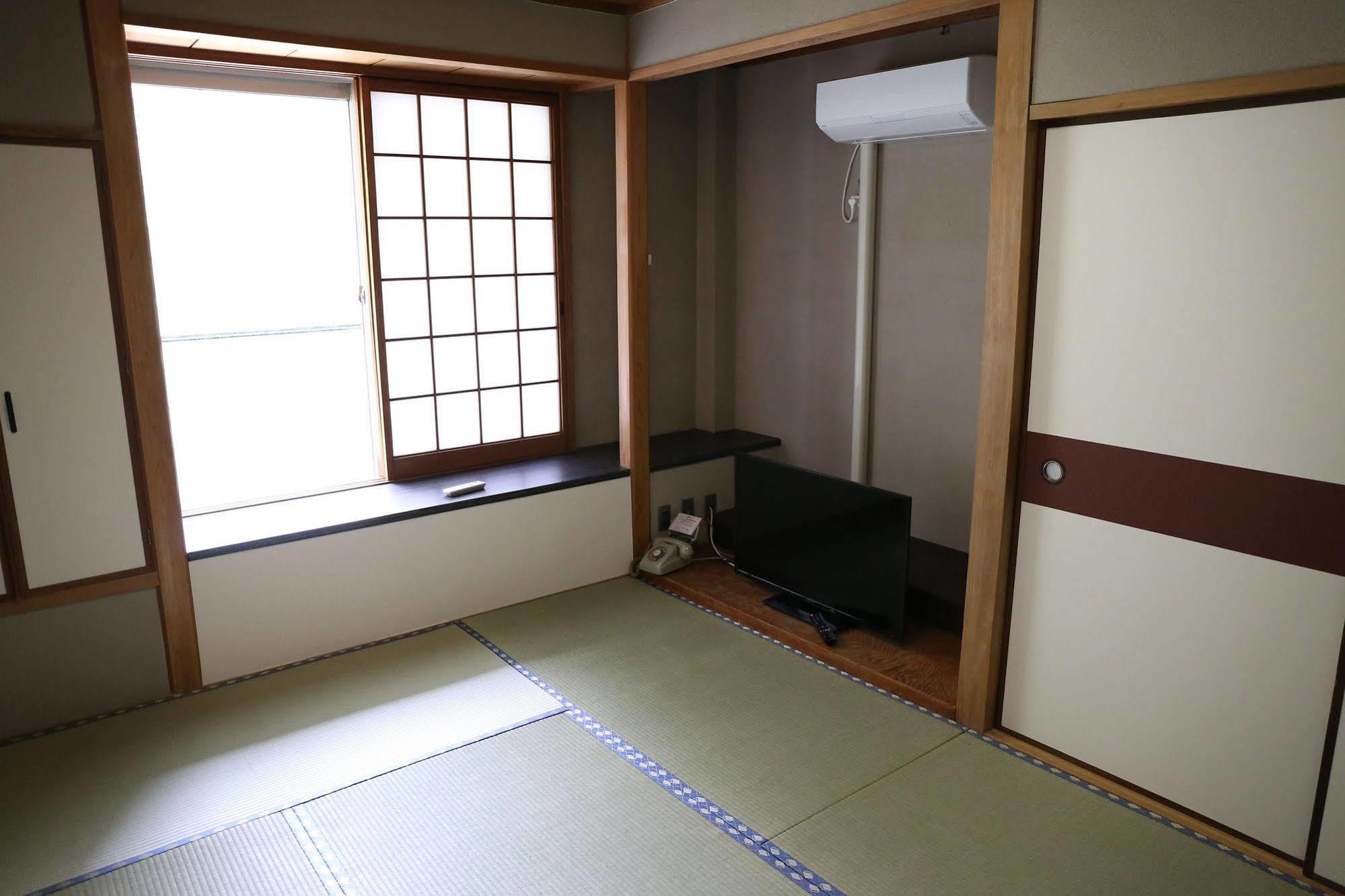 Отель Wakayama Kada Onsen Kada Kaigetsu Экстерьер фото