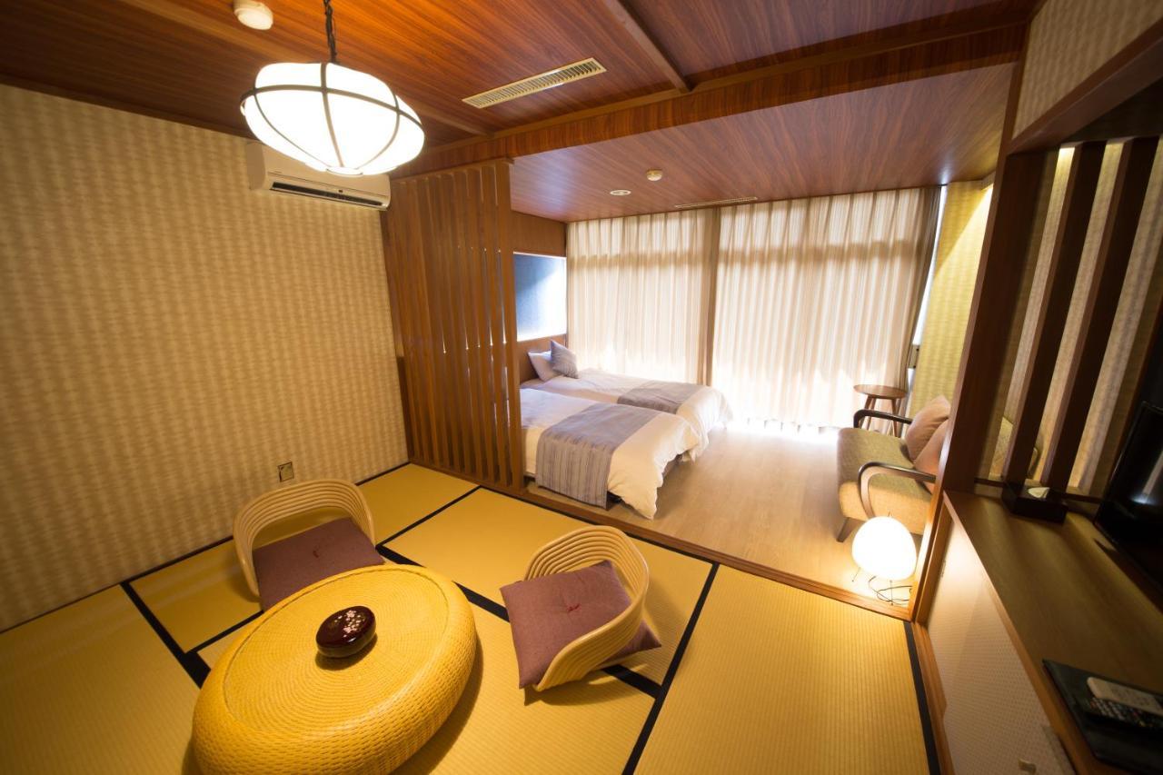 Отель Wakayama Kada Onsen Kada Kaigetsu Экстерьер фото